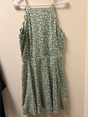Floral Halter A-Line Dress in Sage Green Women’s XL Stitch Fix/The General Good